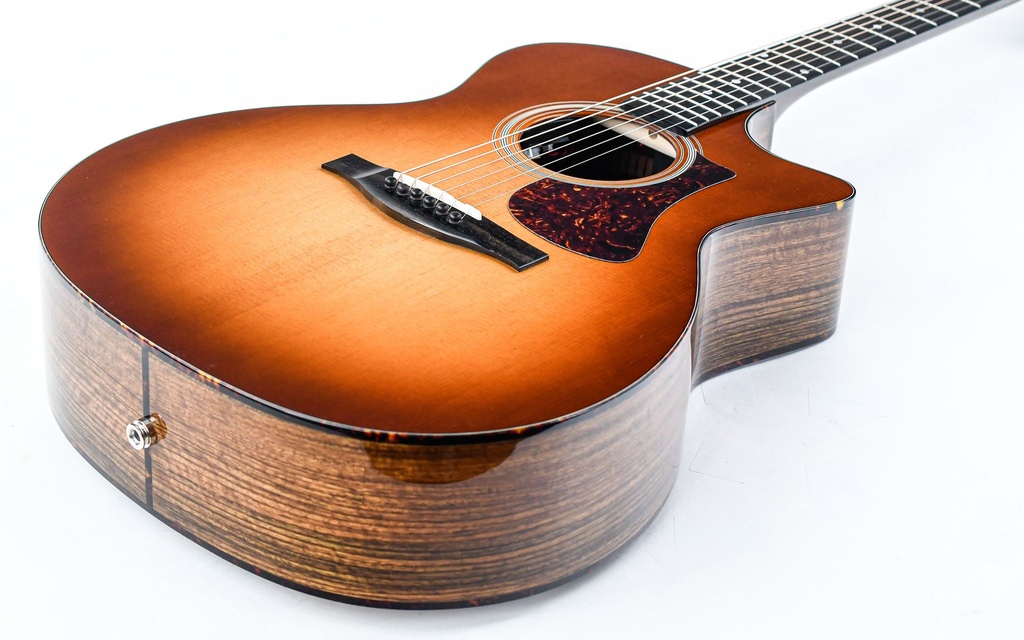 Eastman AC222CE Deluxe Goldburst | The Fellowship of Acoustics